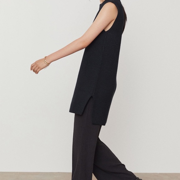 Black Sweater Vest - Picture 4 of 7